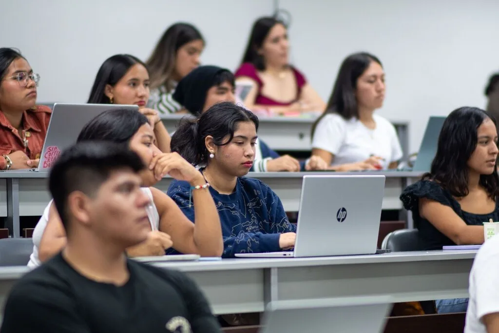 Estas son las carreras mejor pagadas en México en 2026, según el IMCO
