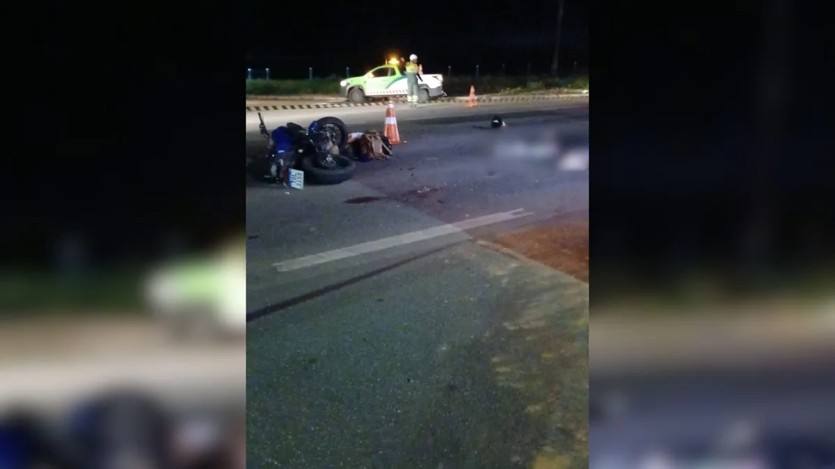 Motociclista morre após acidente com carro na BR 101, em Linhares
