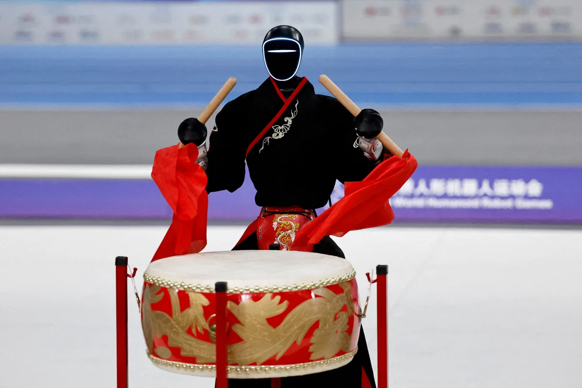 La Bolsa se rinde a los robots humanoides: la china Unitree Robotics anticipa un debut histórico