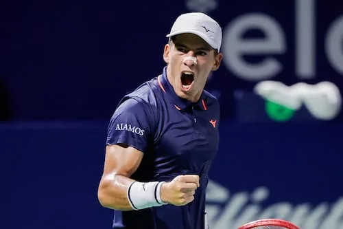 Sebastián Báez no falla y buscará el trofeo del Cancun Country Open 2026