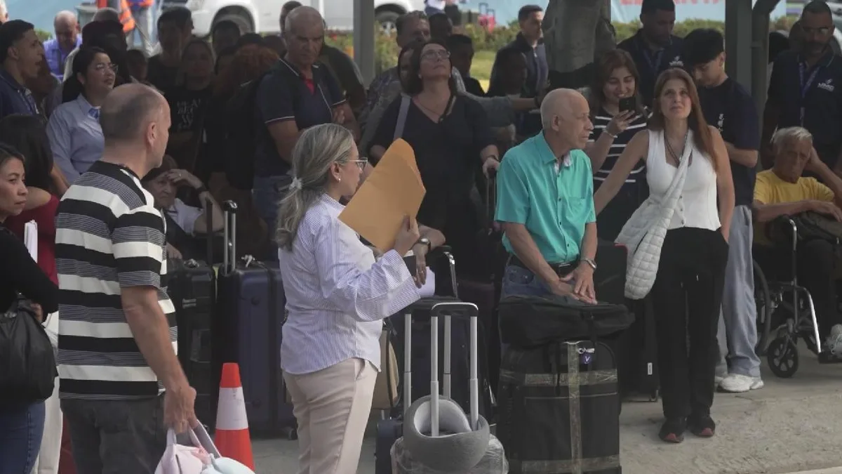 Venezuela reopens international airport after dual quakes