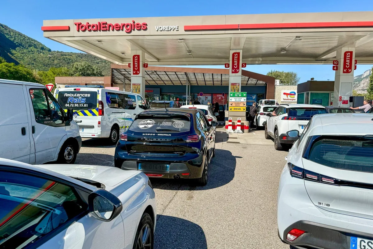 Carburant : de nouvelles aides dévoilées dans la journée ; le gazole d’été prolongé