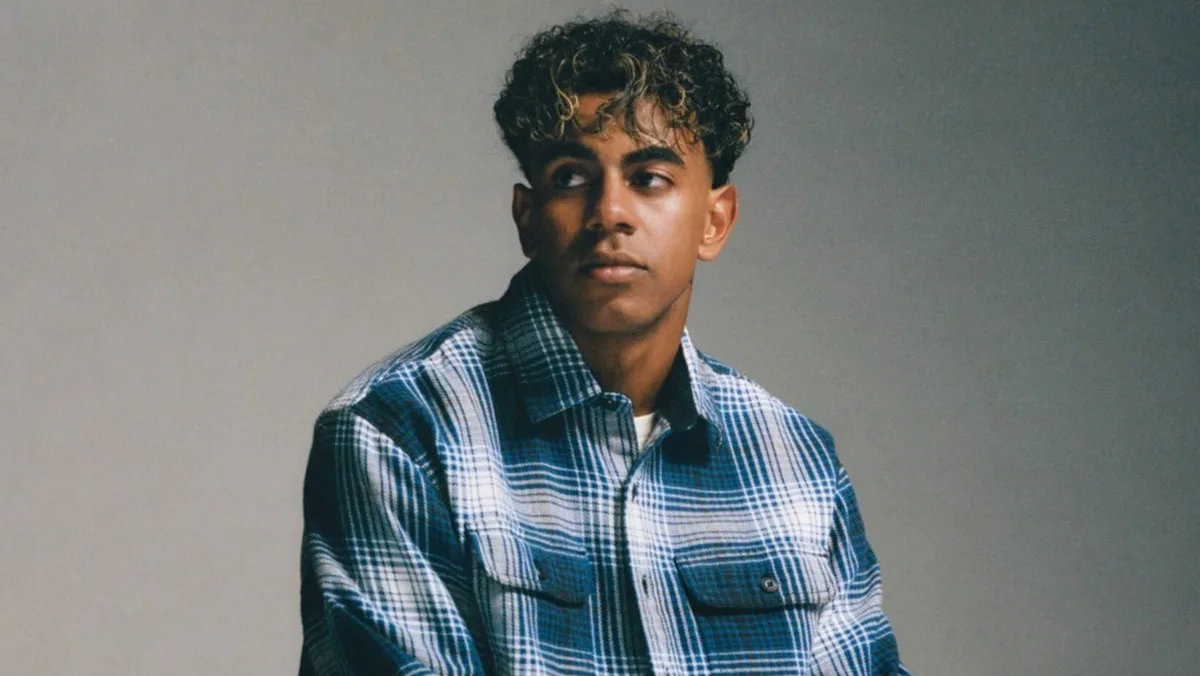 Lamine Yamal, el favorito de la moda: nueva campaña de jean y entrevista con G.Q