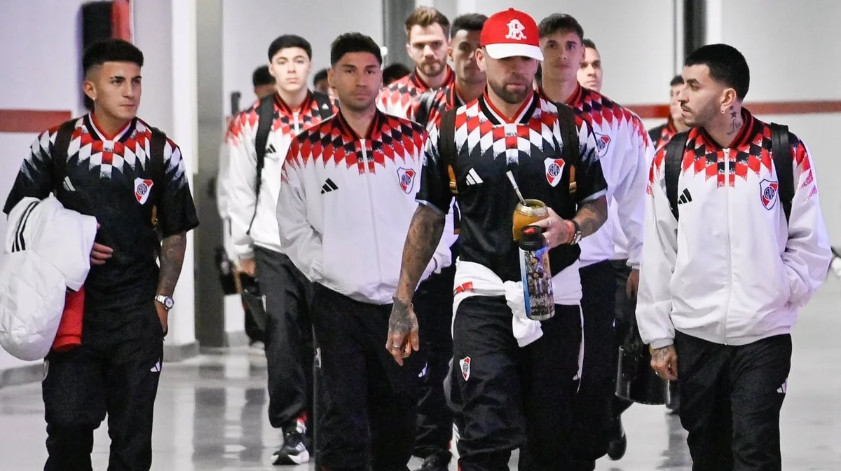La intimidad del vestuario de River tras la eliminación: reunión de dirigentes con Coudet, llanto y un futuro en suspenso