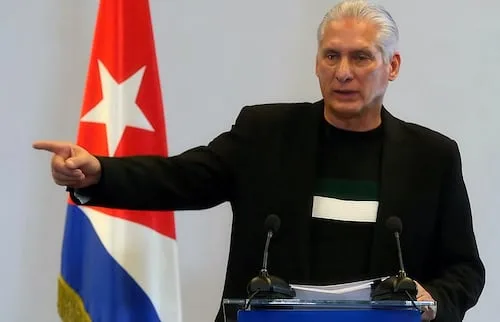 EU ofreció petróleo a Cuba a cambio de la salida de Díaz-Canel, reporta Miami Herald; plan incluía privatizar Cupet