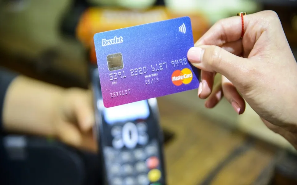 Revolut lança assistente de Inteligência Artificial “AIR” na Europa