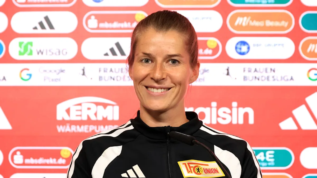 Beim Training - Legende zu Gast bei Union-Frauen & Eta