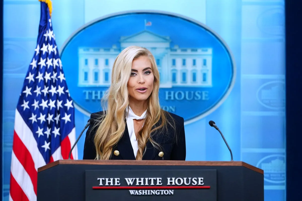 Internet can’t stop laughing at White House press secretary’s short and awkward briefing: ‘Is this a hostage video’