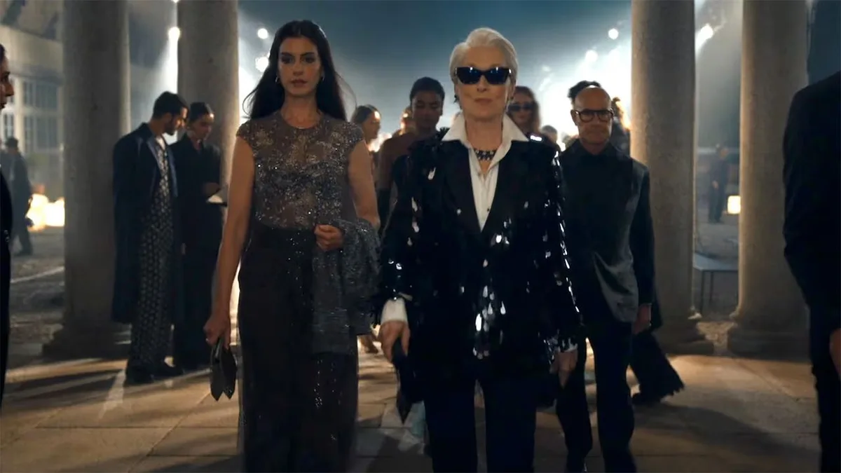 Anne Hathaway et Meryl Streep défilent dans votre salon pour vous en mettre plein les yeux !
