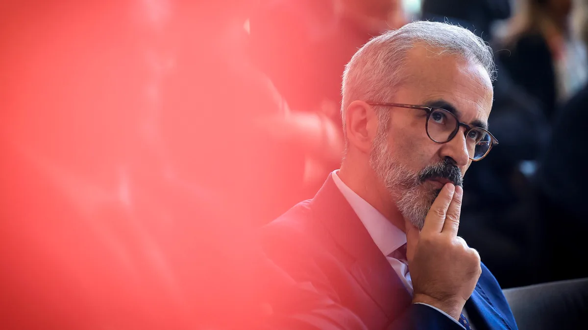 Rangel rejeita “demagogos” do Chega e políticas “delicodoces” do PS