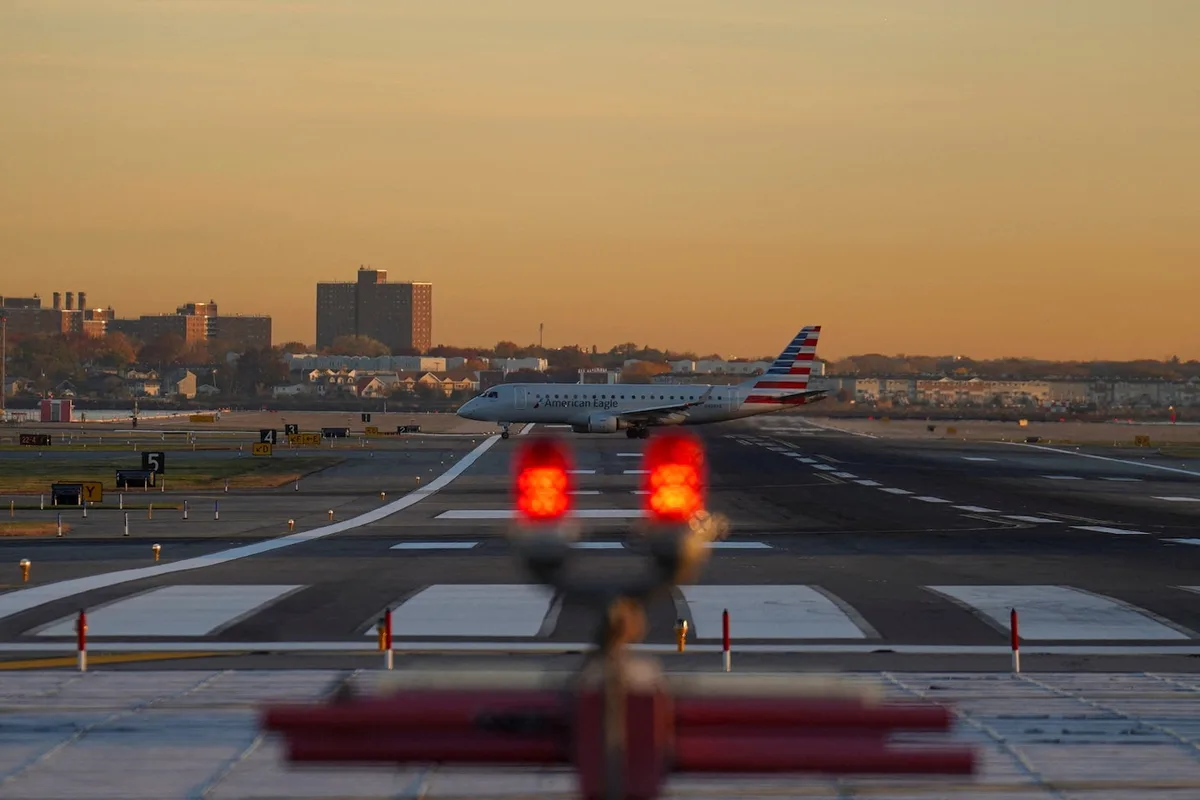 Flights halted at several major airports in Northeast due to tech problems