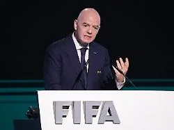 FIFA-Boss offen für Reformen: Ums Überleben kämpfender Infantino rollt Charme-Offensive aus