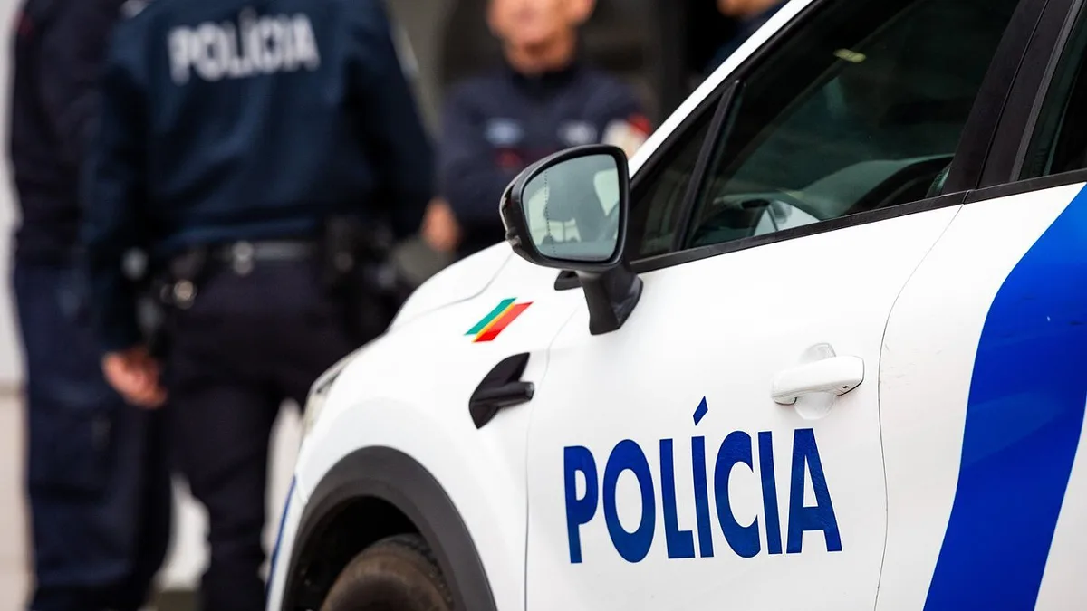 Perseguição em Lisboa termina com acidente e três feridos