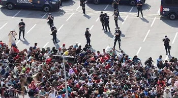 Cerca de 1.700 migrantes transferidos para centros temporários em Ceuta