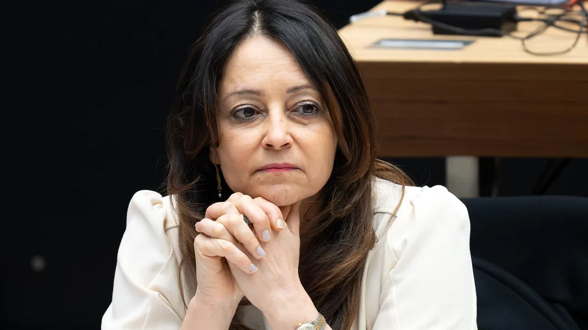 Plagiatsvorwürfe: Berliner Senatorin lässt ihre Doktorarbeit prüfen