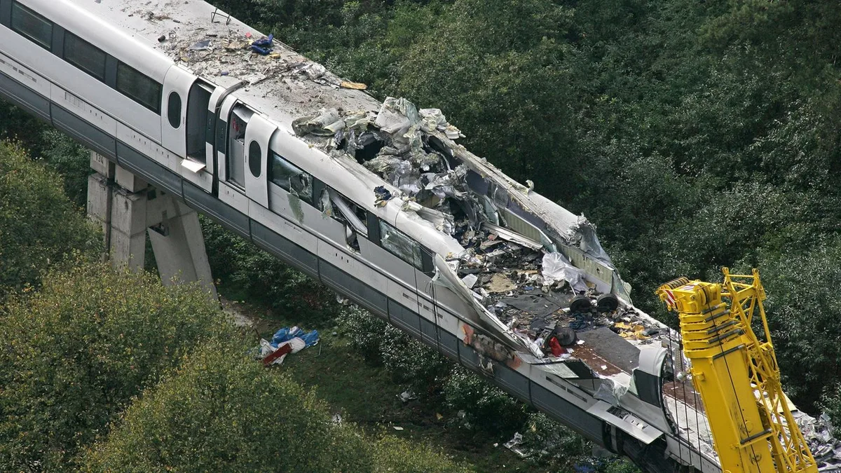 Heute vor 20 Jahren: Transrapid-Unglück im Emsland: Der Tod kam auf der Teststrecke