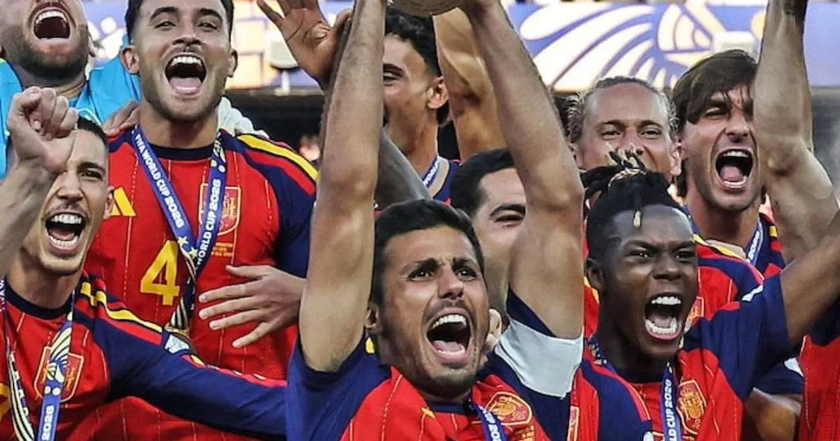Técnico do City deixa futuro de Rodri indefinido: 'A janela de transferência está aberta'