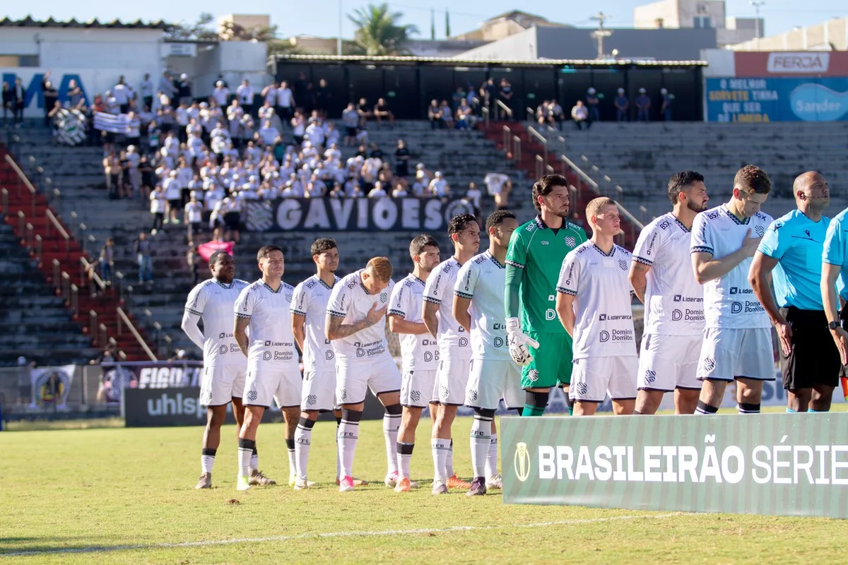 Raul Cabral analisa a matemática da classificação do Figueirense: "Fazer a nossa parte"