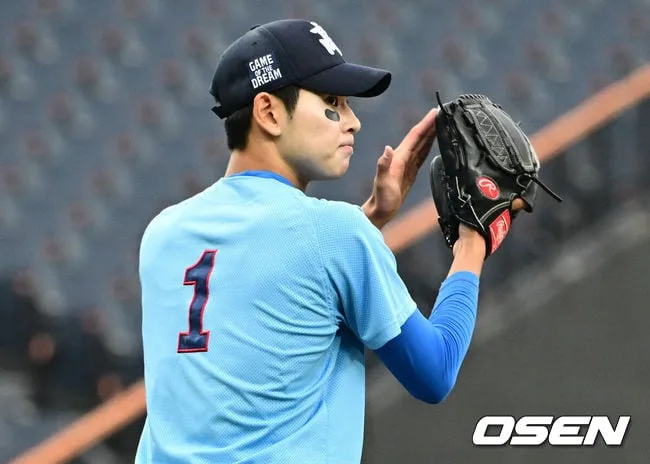 '부산고 오타니' 첫판부터 선발투수 뜬다! U-18 대표팀, 대만과 1차전 선발 라인업 공개…엄준상 3번타자