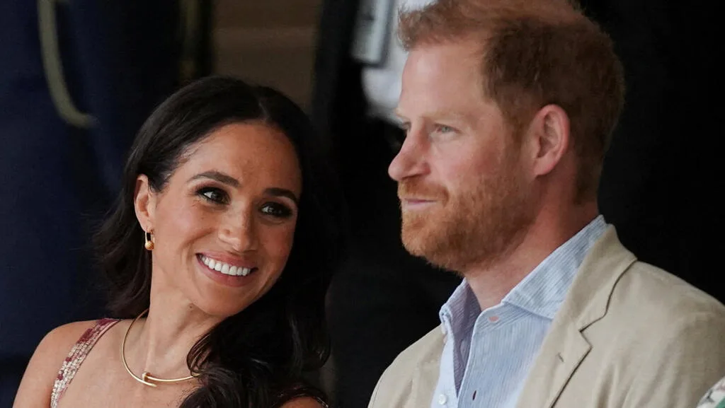Le prince Harry et Meghan reviennent s'installer au Royaume-Uni, en "simples particuliers"