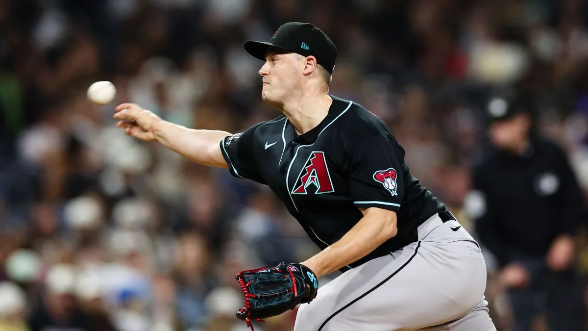 Blue Jays claim reliever Paul Sewald off waivers from Diamondbacks