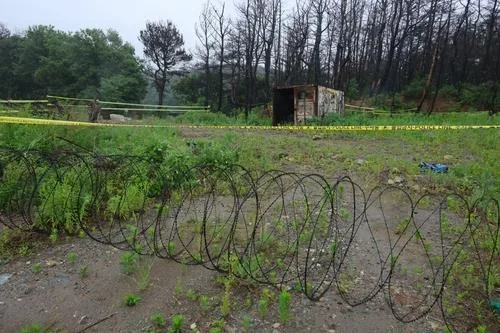 포항 해군초계기 추락 피해 주민, 합의하고도 3개월째 배상 못받아
