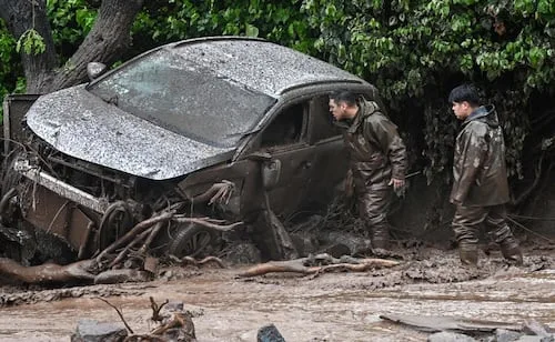 Fuertes lluvias provocan inundaciones en la capital de Chile; reportan al menos 6 personas heridas