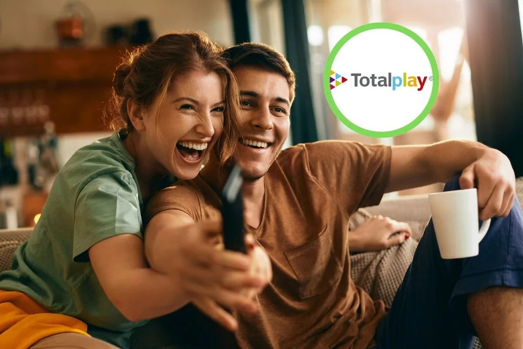 Totalplay tiene uno de los paquetes más agresivos de internet y entretenimiento: 1,000 megas con Netflix, HBO y Disney por mil pesos