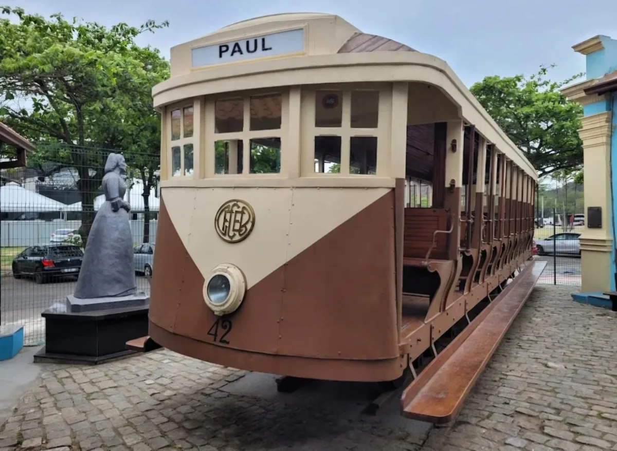 Tecnologia revive o passeio do bonde histórico de Vila Velha