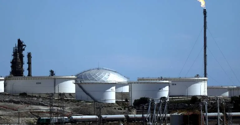 Brent ultrapassa 91 dólares com as negociações paralisadas