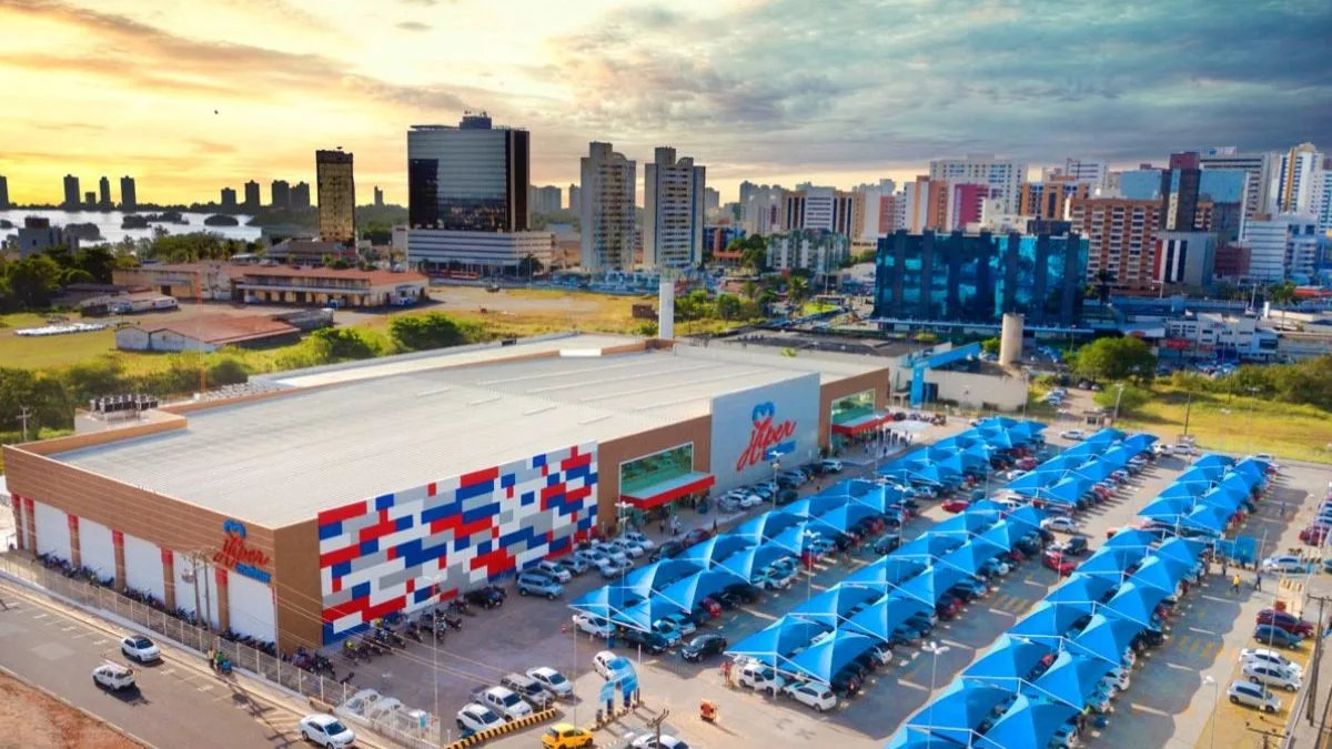 Após demitir 6,6 mil e fechar 28 lojas, gigante dos supermercados surpreende e entra para lista de marcas mais valiosas do Brasil com avaliação de R$ 1,7 bilhão