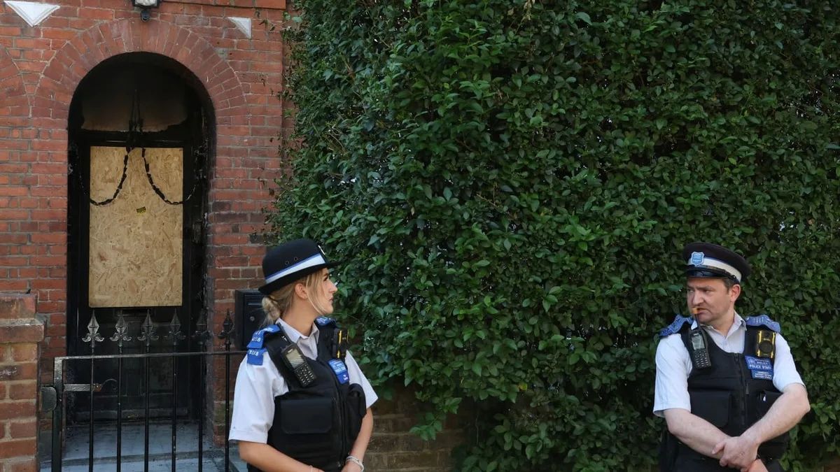 UK deports Romanian convicted of arson at ex-PM Starmer’s homes