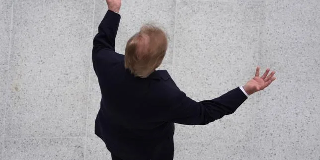 VIDEO Pourquoi les médias américains, y compris Fox News, boycottent Donald Trump
