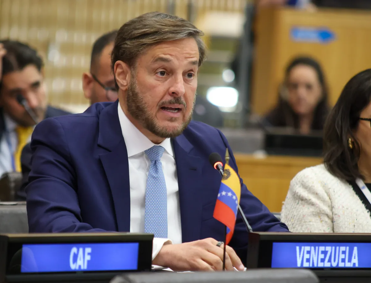 Venezuela insta a transformar la Celac