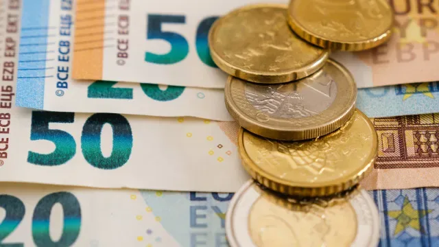 Bancários marcam greve a 30 de novembro em protesto por aumentos de 2%