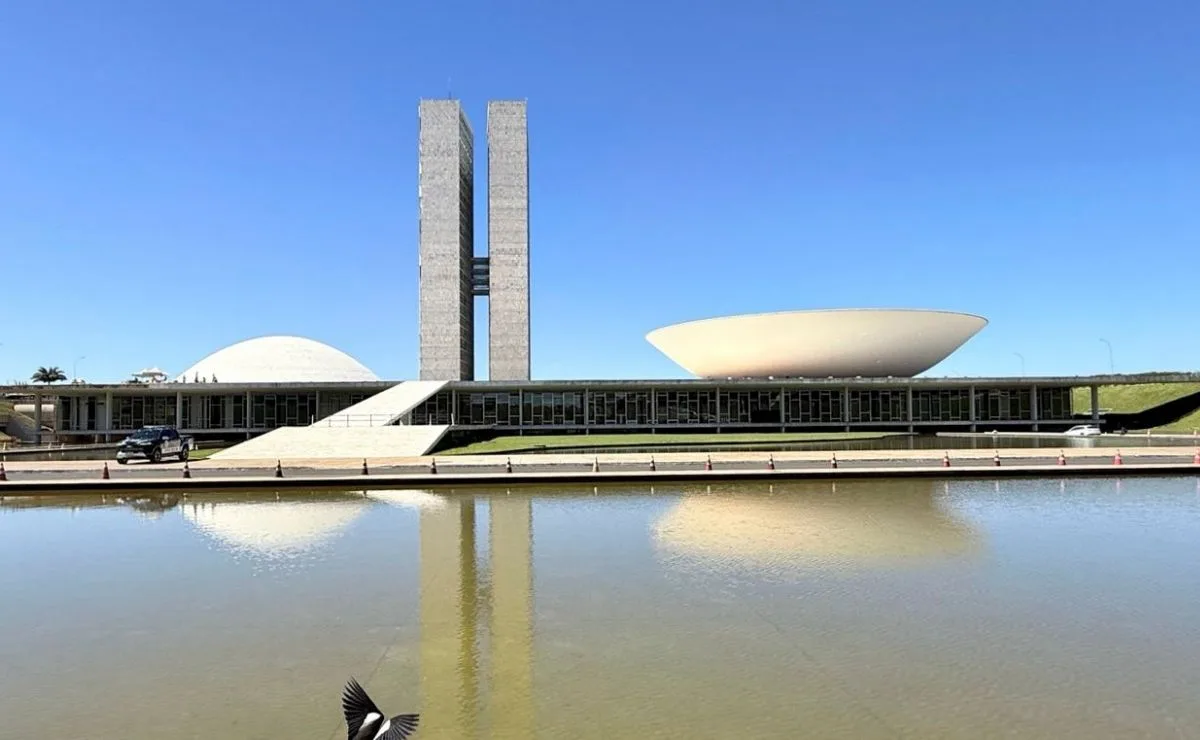 Lula fecha acordo com Congresso para votar fim da escala 6×1, taxa das blusinhas e PEC da Segurança