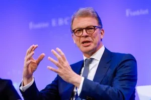 Extremos políticos podem afastar investidores da Alemanha, diz CEO do Deutsche Bank