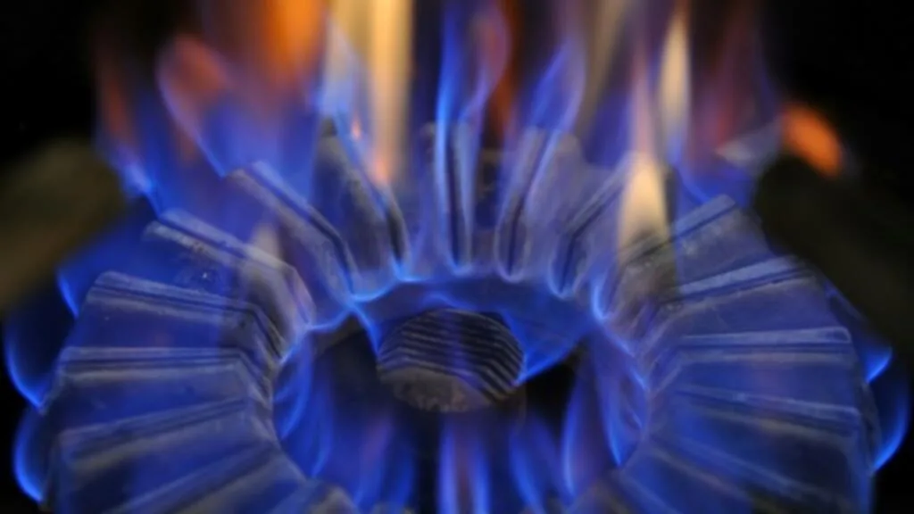 Stock de gaz : la France devrait passer l'hiver, mais les prix pèseront sur les factures