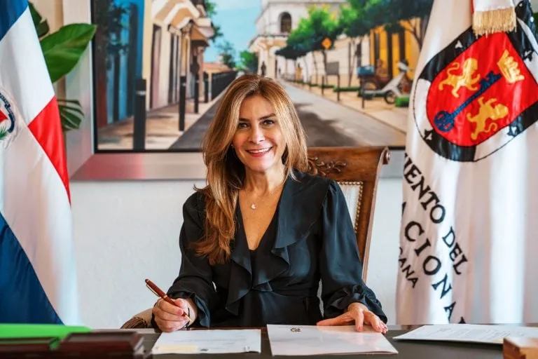 Santo Domingo y San Salvador lideran la aprobación ciudadana de los alcaldes capitalinos en América Latina durante agosto de 2026