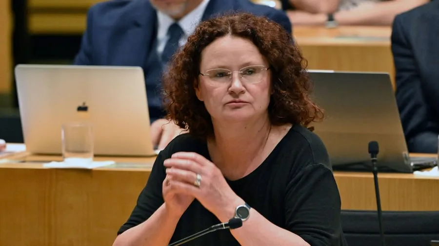 Thüringen: Drei Abgeordnete verlassen Thüringer BSW-Fraktion – Was passiert jetzt mit Voigts Regierung?