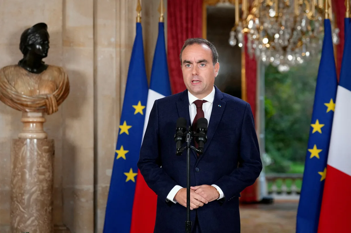 Libération des stocks stratégiques de pétrole : les effets incertains du remède de Sébastien Lecornu