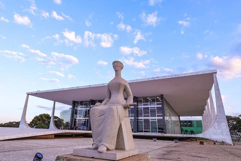 Os alvos principais da discussão sobre supersalários e penduricalhos nas redes