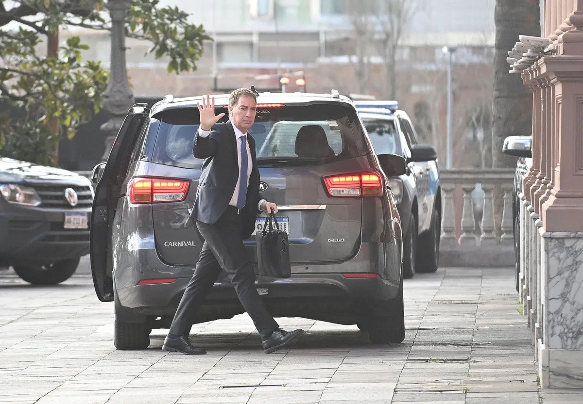 El Gobierno acelera las negociaciones por el Presupuesto y la suspensión de las PASO: Santilli recibirá a 7 gobernadores en 24 horas