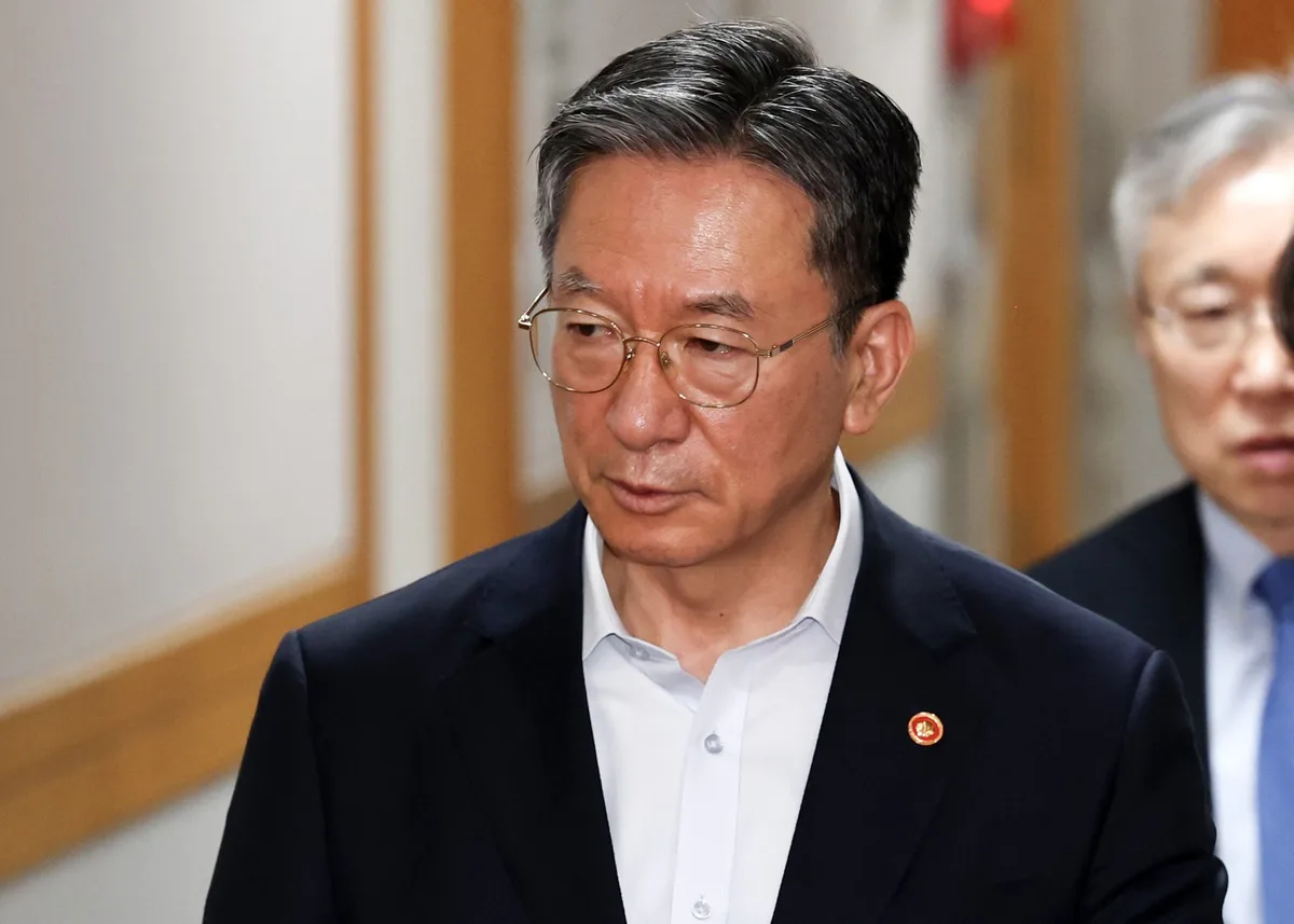 [속보]李, 정성호 법무장관 사표 수리…靑 “신속히 후속 인선”