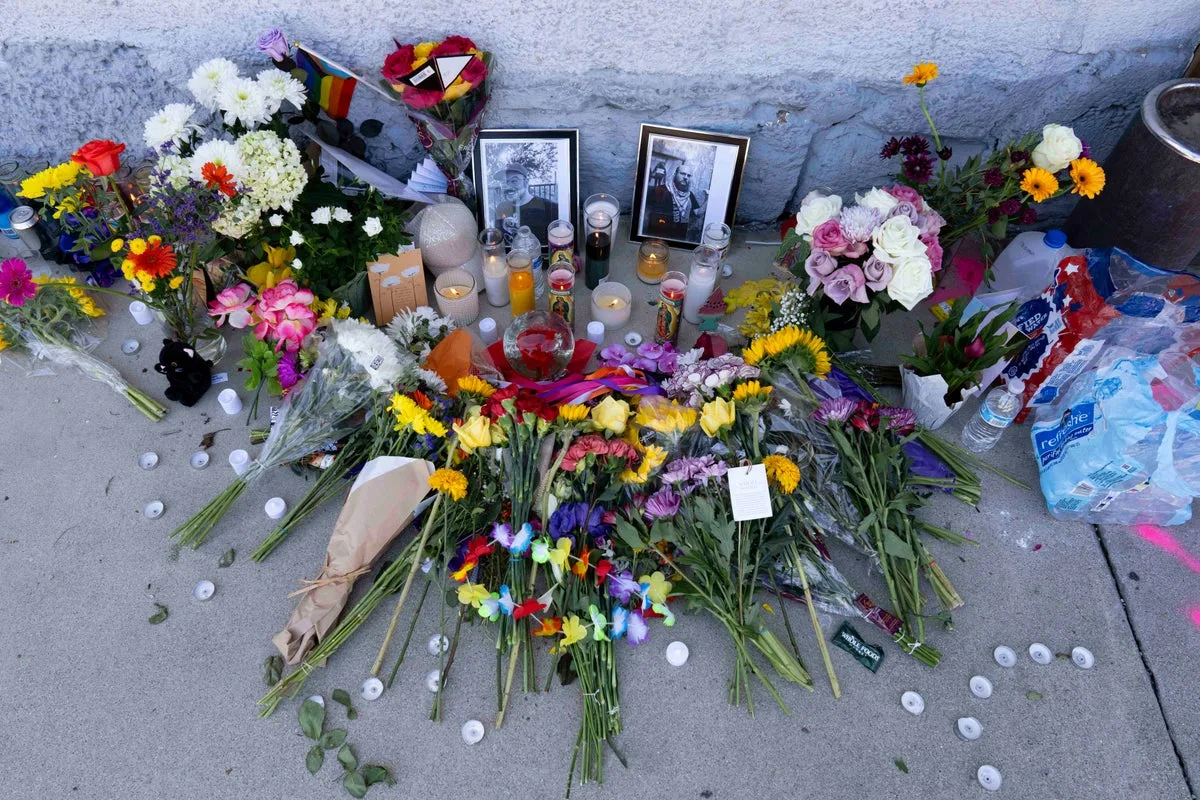 Tucson bar shooting investigated as possible hate crime after note found on shooter