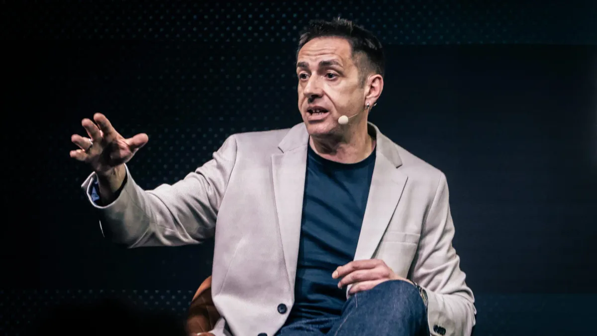 Delgado ve "viable" que Podemos y Frente Amplio se enfrenten en Madrid y Cataluña y Belarra ofrece unidad a IU en otros territorios