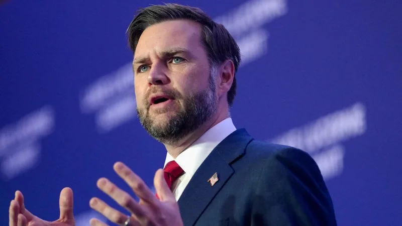 Manifestations du 17 octobre: le vice-président américain JD Vance accuse l'immigration dans les violences en France