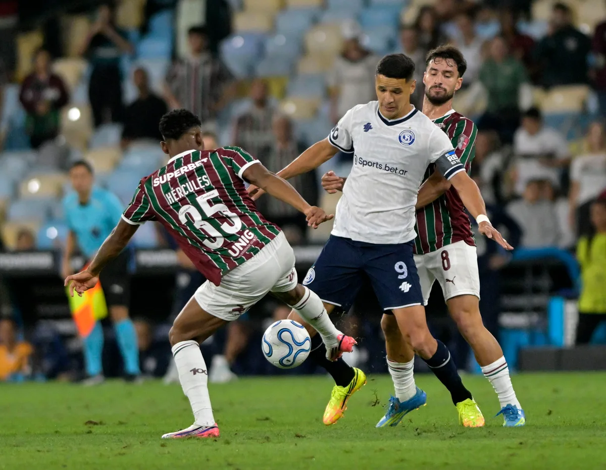 Transfer ban vira temor do Inter para travar contratação de artilheiro da Libertadores