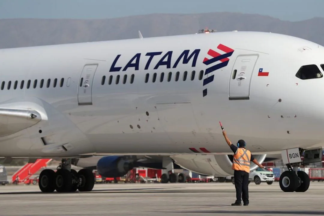 LATAM Airlines elevó sus ingresos un 28 % en el segundo trimestre pese a alza en combustible