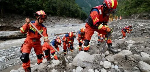Nepal: Suche nach Überlebenden geht weiter, Gefahr von Seuchen steigt